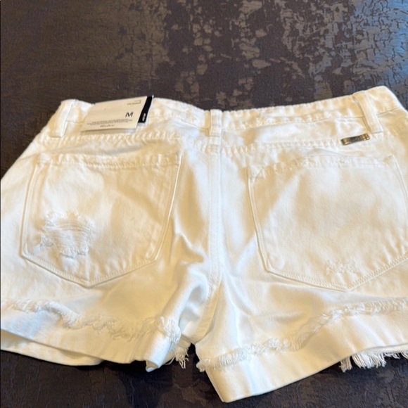 Woman’s short bundle - Picture 5 of 5